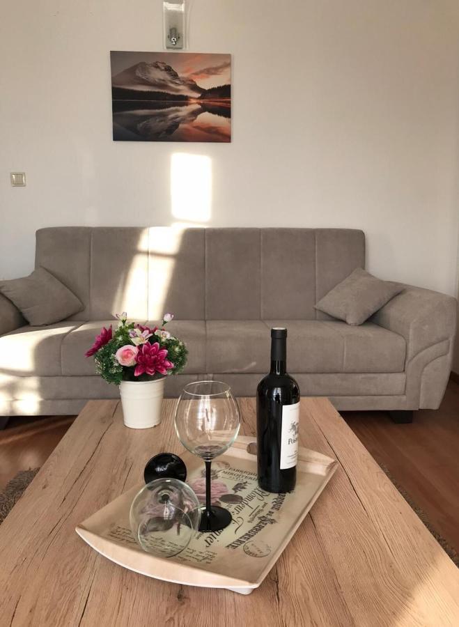 Apartment One Split Extérieur photo
